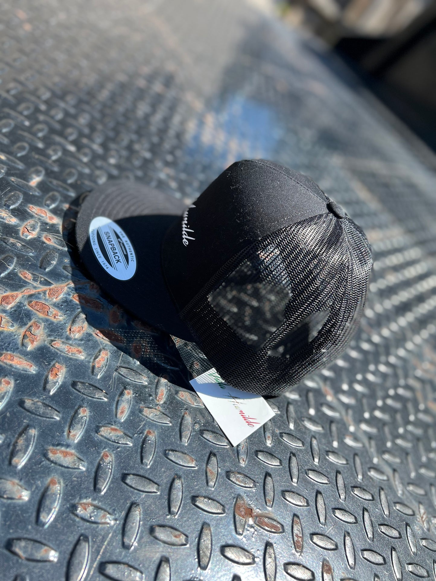 Black Vida humilde trucker hat